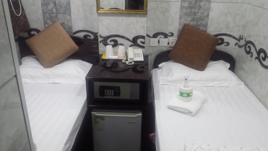 Gold Sparrow Hotel Гонконг Экстерьер фото