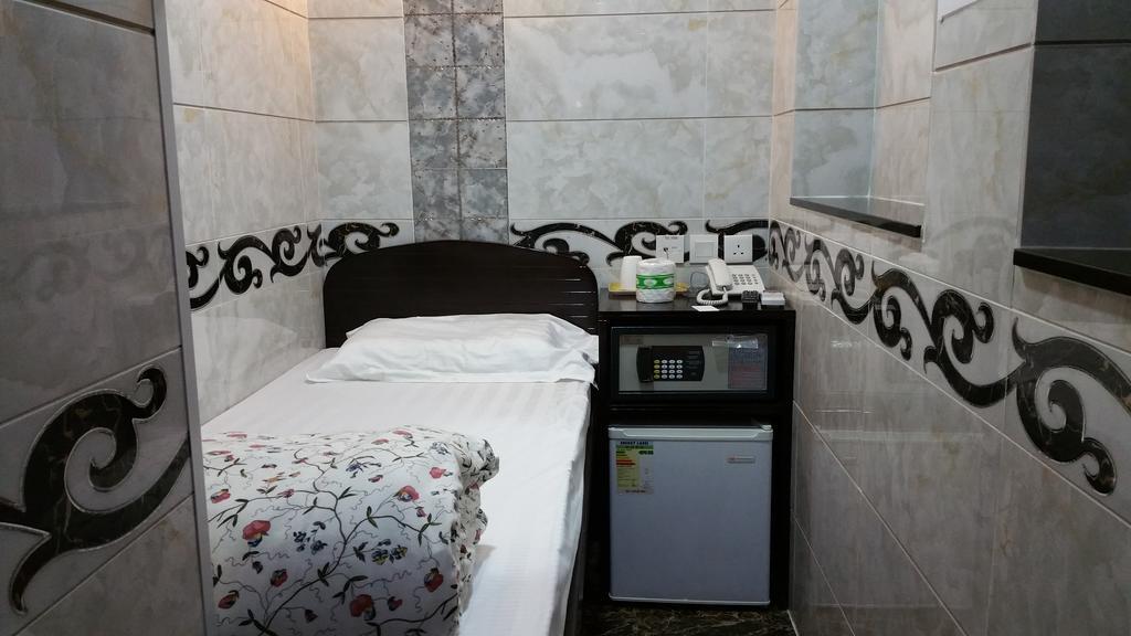 Gold Sparrow Hotel Гонконг Экстерьер фото